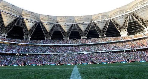 بالصور .. المجانين يحولون «الجوهرة» لتحفة فنية خضراء